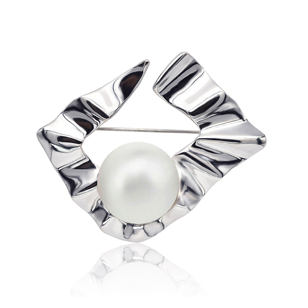 Weavy Polished Finish Faux Pearl Brooch